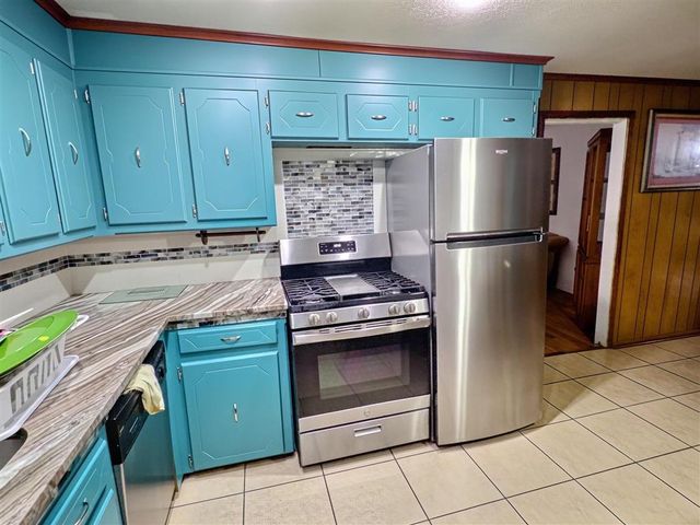 2202 Church St Street, Lake Charles, LA 70601