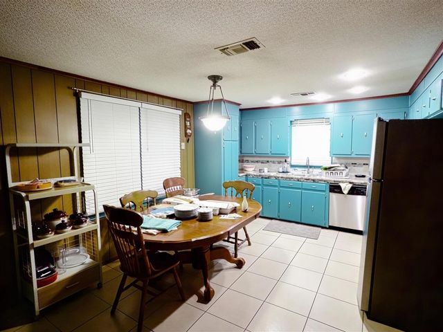 2202 Church St Street, Lake Charles, LA 70601