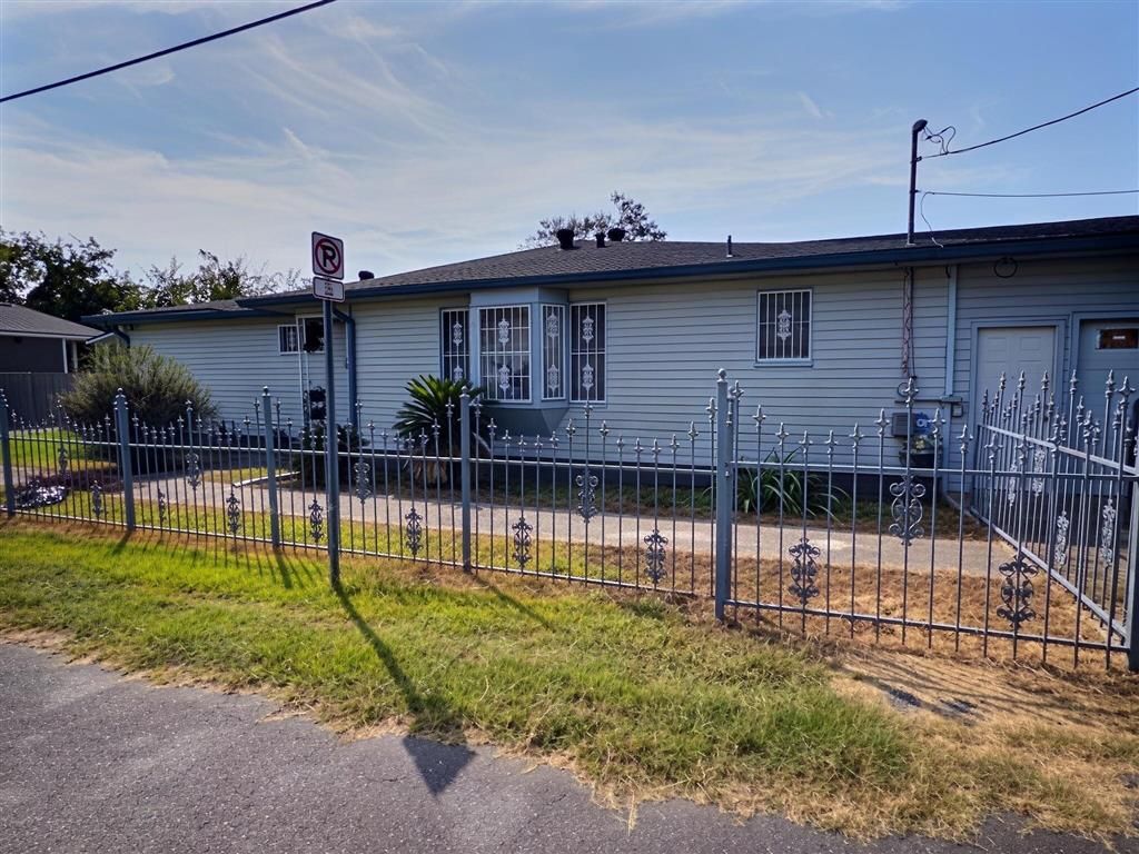 2202 Church St Street, Lake Charles, LA 70601