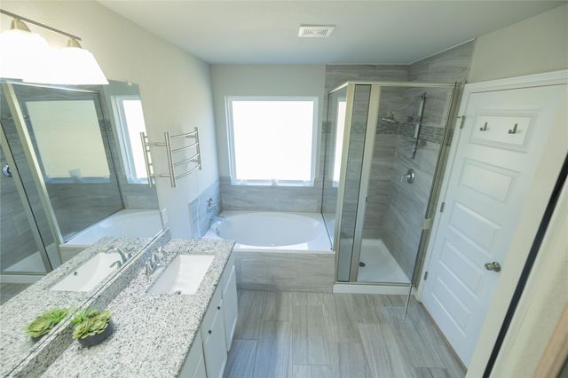 827 Savannah CV, Elgin, TX 78621