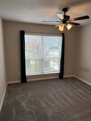 827 Savannah CV, Elgin, TX 78621