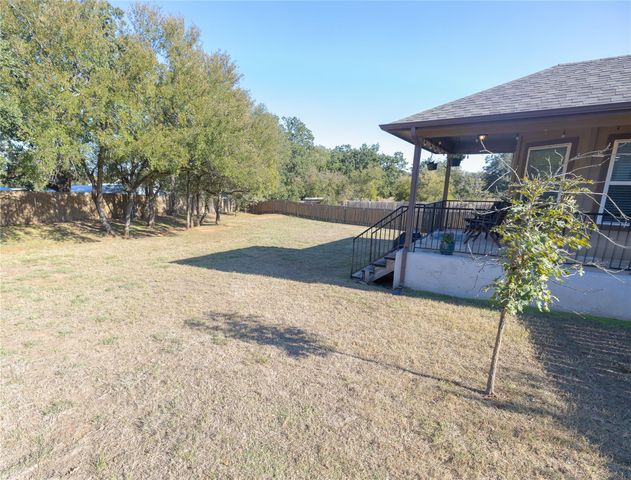 827 Savannah CV, Elgin, TX 78621