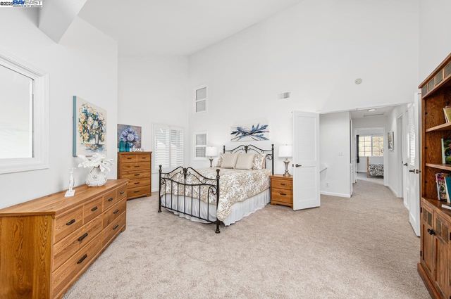 1552 Oxsen St, Pleasanton, CA 94566