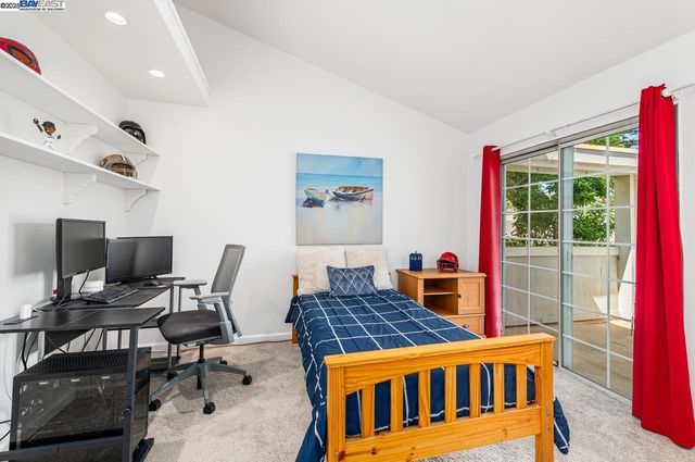 1552 Oxsen St, Pleasanton, CA 94566