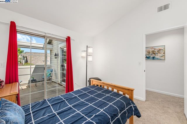 1552 Oxsen St, Pleasanton, CA 94566