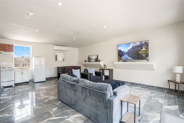 57A SouthFork, Santa Fe, NM 87508