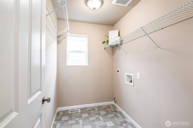 7628 Kodiak Avenue NE, Lacey, WA 98516