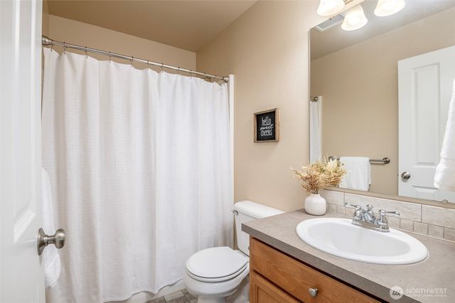 7628 Kodiak Avenue NE, Lacey, WA 98516