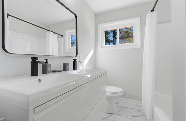 7917 Walters DR, Norfolk, VA 23518