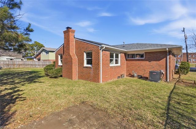 7917 Walters DR, Norfolk, VA 23518