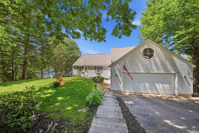 95 Lakeshore Drive, Gilmanton, NH 03227