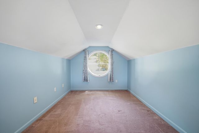 95 Lakeshore Drive, Gilmanton, NH 03227