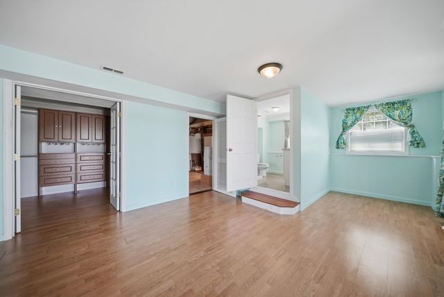 95 Lakeshore Drive, Gilmanton, NH 03227