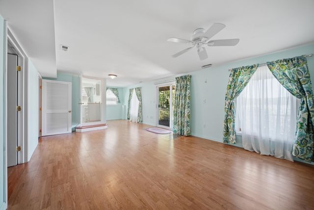 95 Lakeshore Drive, Gilmanton, NH 03227