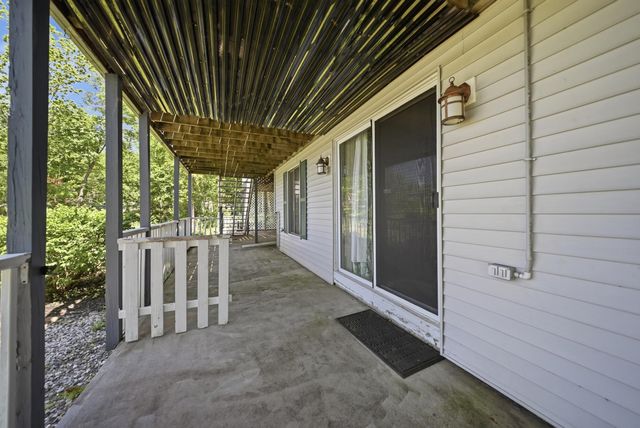 95 Lakeshore Drive, Gilmanton, NH 03227