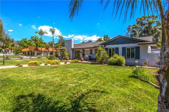 3095 Pepper Tree Lane, San Bernardino, CA 92404
