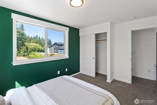 1282 SE Casandra Loop, Port Orchard, WA 98366