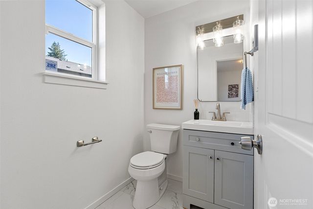 1282 SE Casandra Loop, Port Orchard, WA 98366