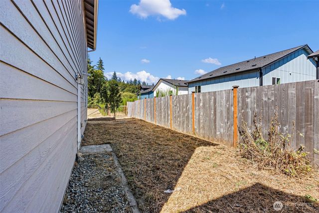 1282 SE Casandra Loop, Port Orchard, WA 98366
