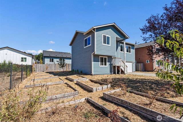 1282 SE Casandra Loop, Port Orchard, WA 98366