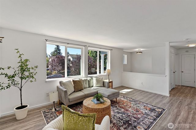 1282 SE Casandra Loop, Port Orchard, WA 98366