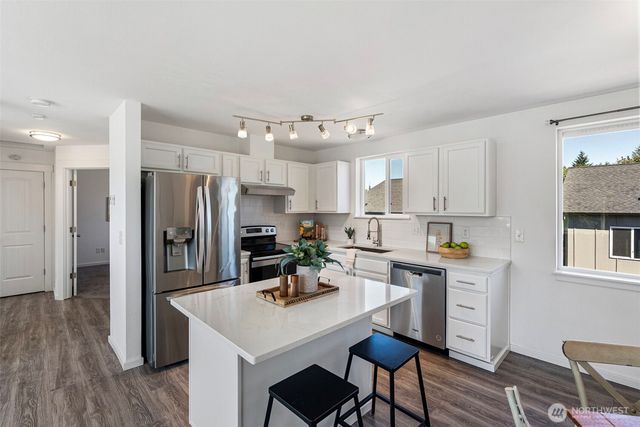 1282 SE Casandra Loop, Port Orchard, WA 98366