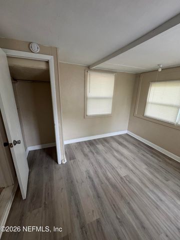 273 DAY Avenue, Jacksonville, FL 32254