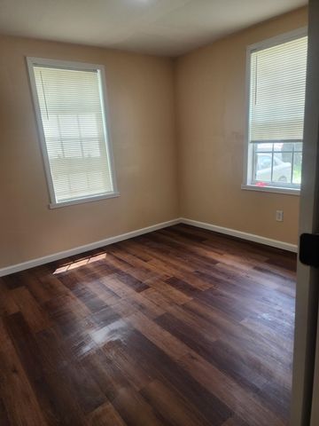 3124 E HARVESTER LN E, Memphis, TN 38127