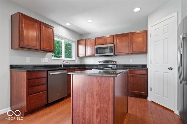 8682 N Dresden Drive, Mccordsville, IN 46055