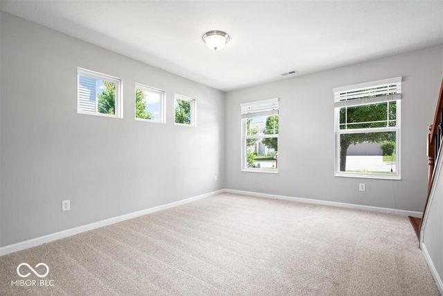 8682 N Dresden Drive, Mccordsville, IN 46055