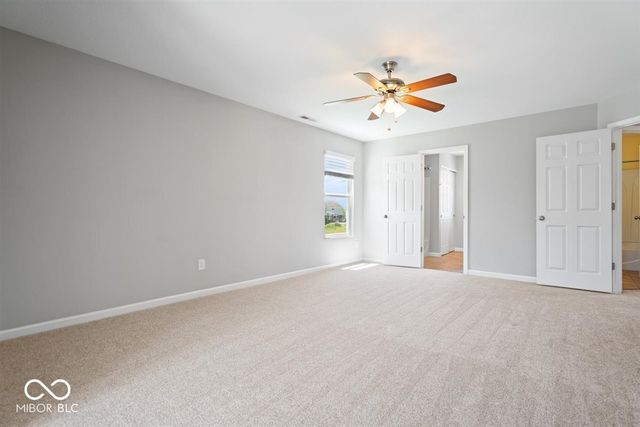 8682 N Dresden Drive, Mccordsville, IN 46055