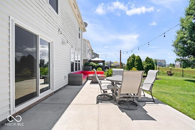 8682 N Dresden Drive, Mccordsville, IN 46055