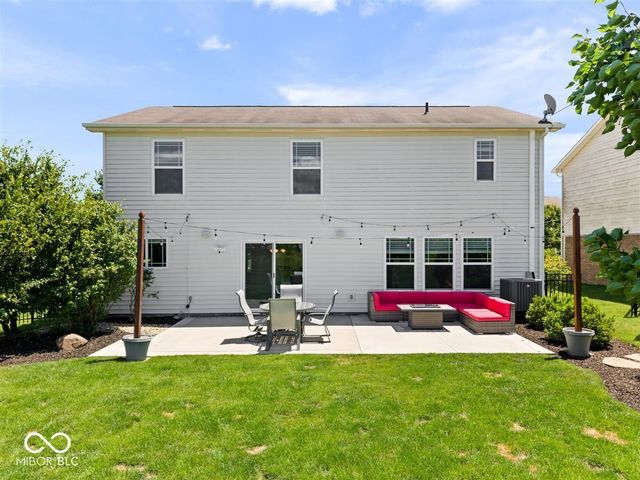 8682 N Dresden Drive, Mccordsville, IN 46055