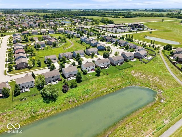 8682 N Dresden Drive, Mccordsville, IN 46055