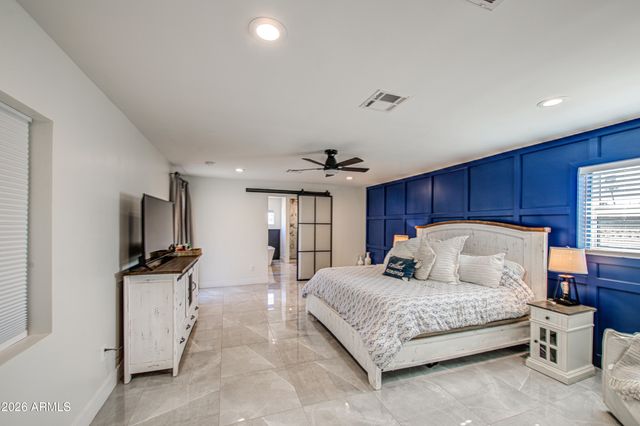 1261 E CAMBRIDGE Avenue, Phoenix, AZ 85006