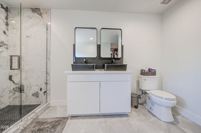 1261 E CAMBRIDGE Avenue, Phoenix, AZ 85006
