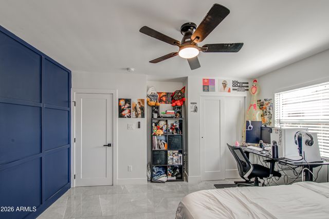 1261 E CAMBRIDGE Avenue, Phoenix, AZ 85006