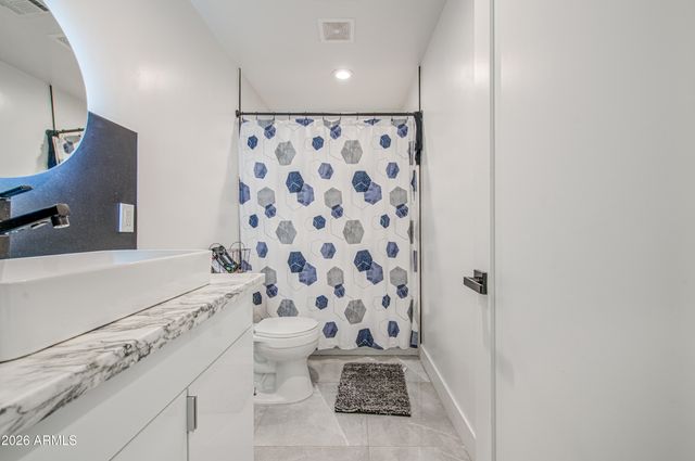 1261 E CAMBRIDGE Avenue, Phoenix, AZ 85006