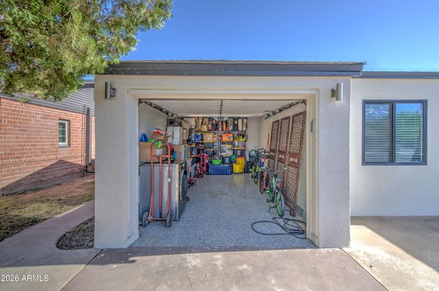 1261 E CAMBRIDGE Avenue, Phoenix, AZ 85006