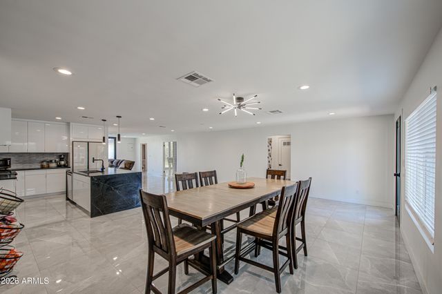1261 E CAMBRIDGE Avenue, Phoenix, AZ 85006