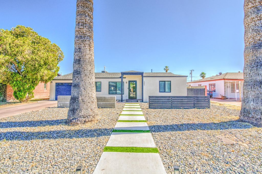 1261 E CAMBRIDGE Avenue, Phoenix, AZ 85006 — photo 3