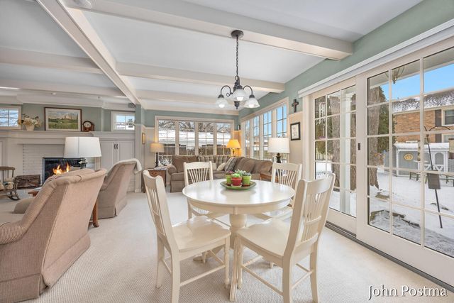 2401 Okemos Drive, Grand Rapids, MI 49506