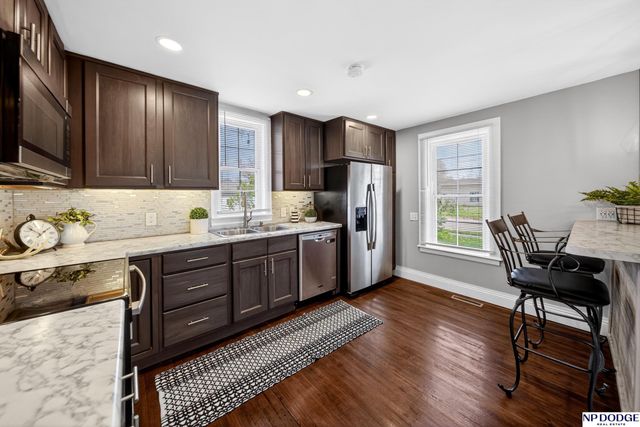 1250 E 6th Street, Fremont, NE 68025