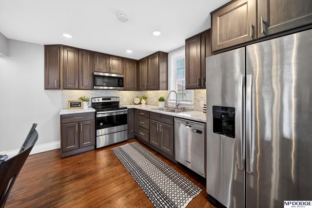 1250 E 6th Street, Fremont, NE 68025