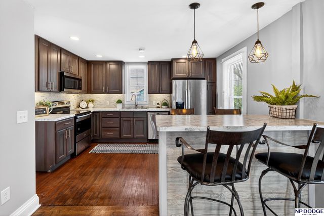 1250 E 6th Street, Fremont, NE 68025