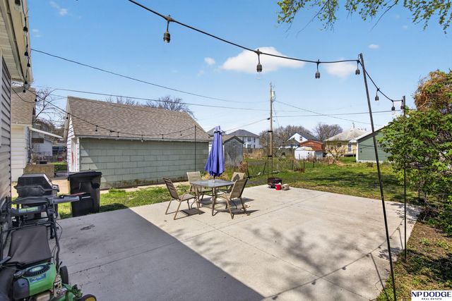 1250 E 6th Street, Fremont, NE 68025
