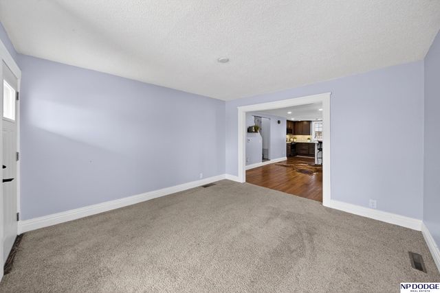 1250 E 6th Street, Fremont, NE 68025