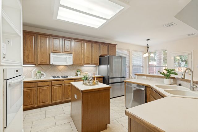 1706 Tealwood Lane, Corinth, TX 76210