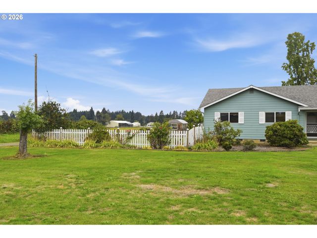 28095 Clear Lake Rd, Eugene, OR 97402
