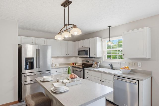 8541 Leader Drive, Galloway, OH 43119